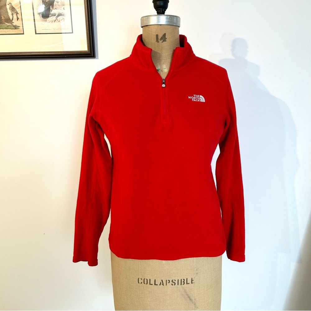 The North Face Women’s Vibrant Red Micro Fleece Pullover Sz S